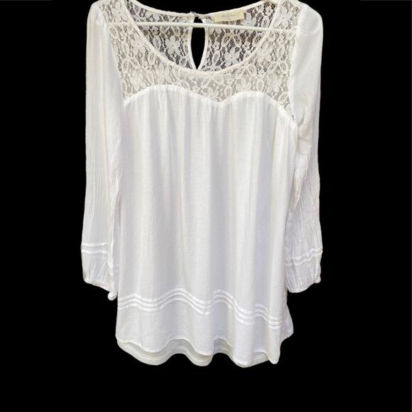 Altar'd State Dresses & Skirts - Altar’d State White Lace Dress Tunic Size M in wonderful Condition